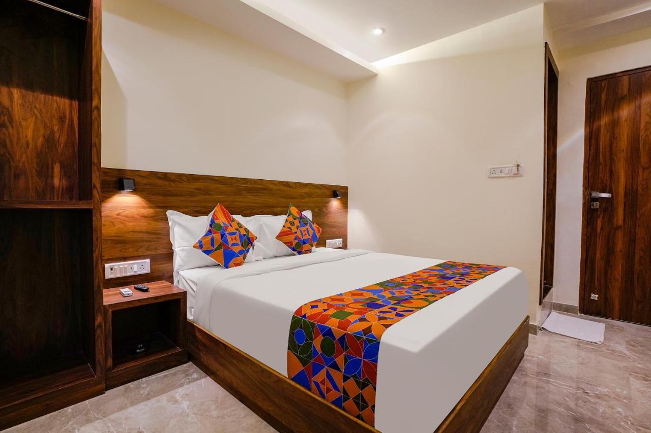 Fabhotel Antlers Bombay Esterno foto